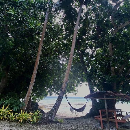 Vatupau Beachfront Bungalows ポートビラ エクステリア 写真